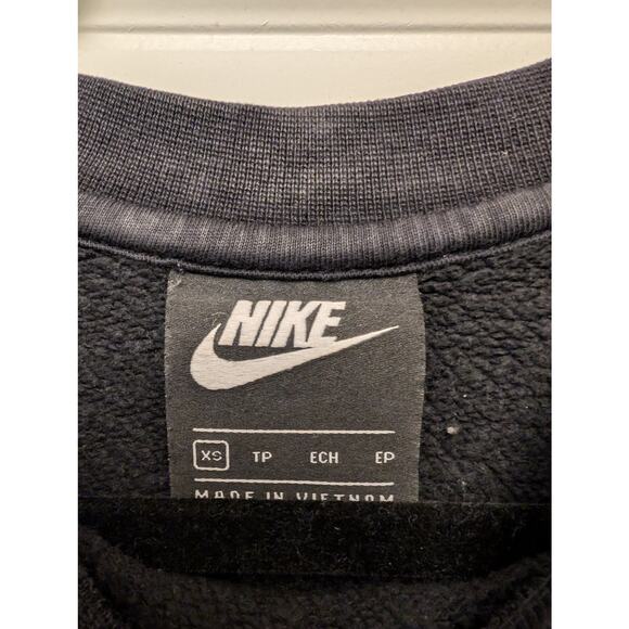 Nike Men's Club Fleece‎ Crew Sweatshirt Black Unisex - Picture 2 of 3